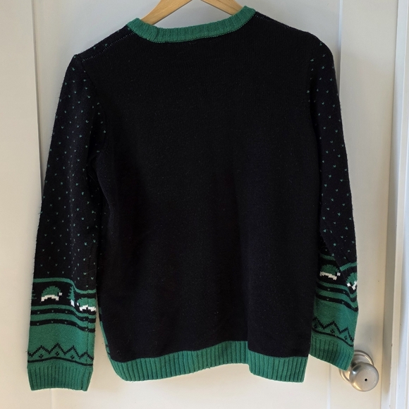 Holiday Time Festive Black and Green Sweater - Picture 2 of 3
